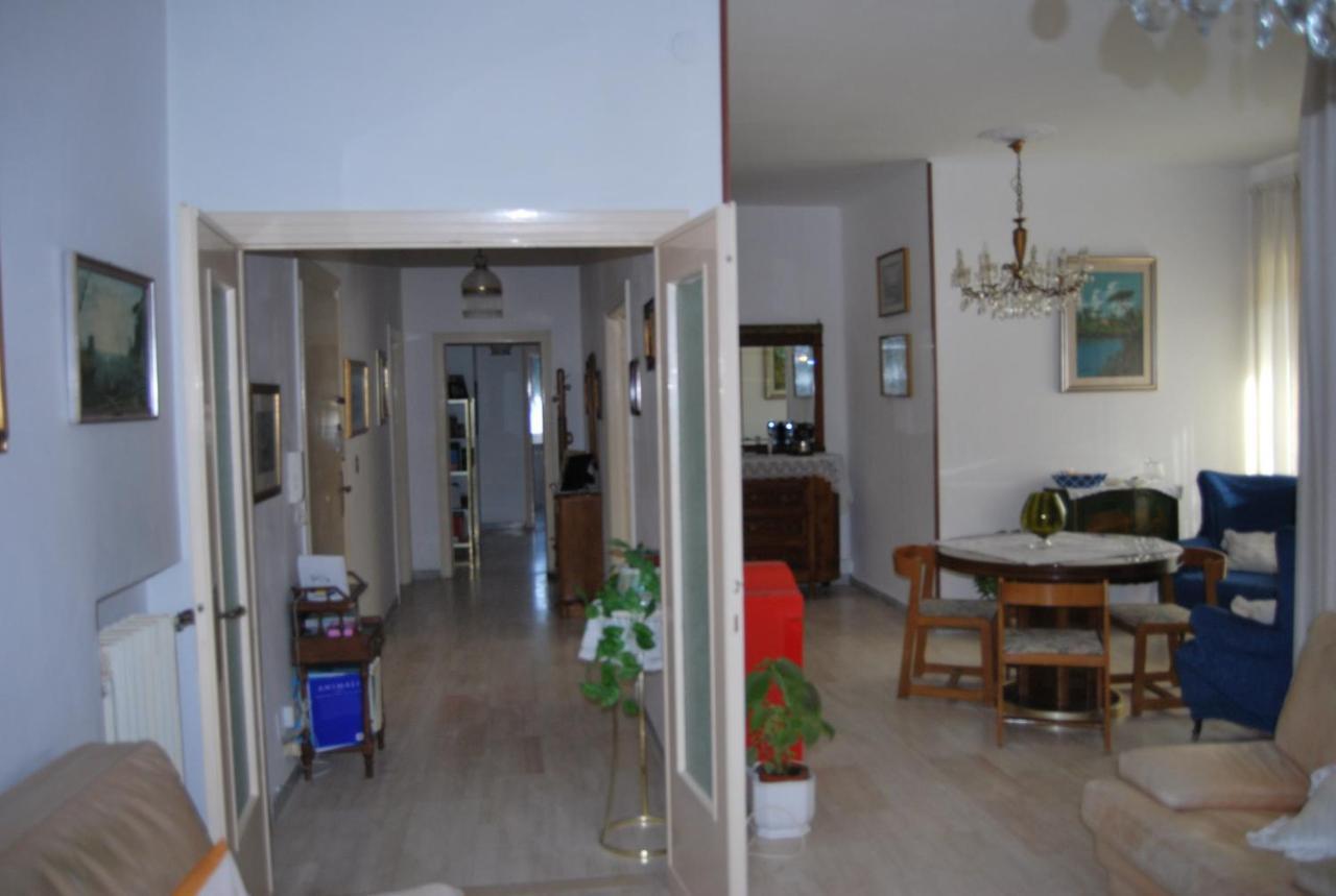 A Casa Di Lidia B&B Gaète Extérieur photo
